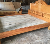 GIƯỜNG ỐC SÊN GÕ 1,.6M *2M