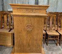 BỤC GIẢNG GỖ GÕ 01