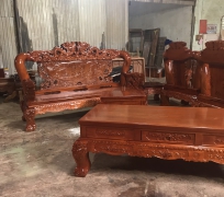 TRIỆN RỒNG ĐỈNH TỰA BÁT TIÊN TAY 16 GỖ TRÀM ( HÌNH CHỤP THẬT)