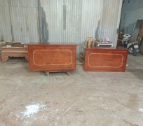BÀN LÀM VIỆC CAO SU