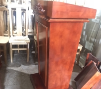 BỤC PHÁT BIỂU 005