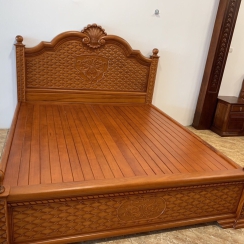 Giường LUi 1m8 gõ nam phi