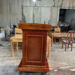 BỤC GIẢNG 02