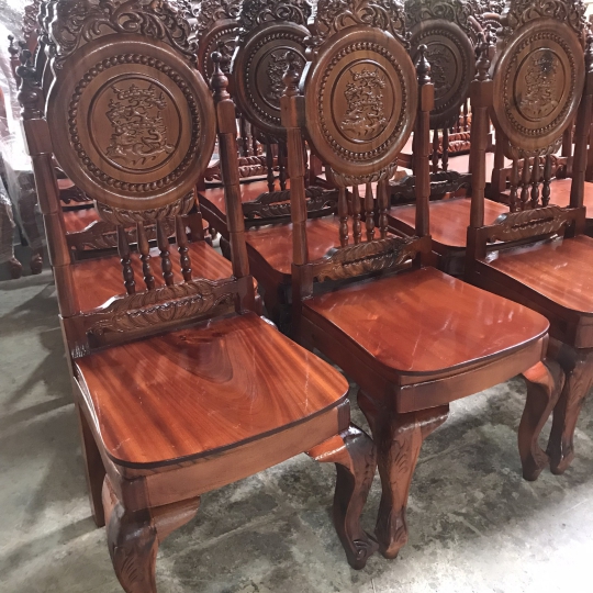 GHẾ ĐỒNG HỒ GỖ GÕ