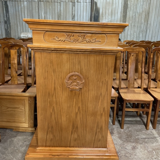 BỤC GIẢNG GỖ GÕ 01